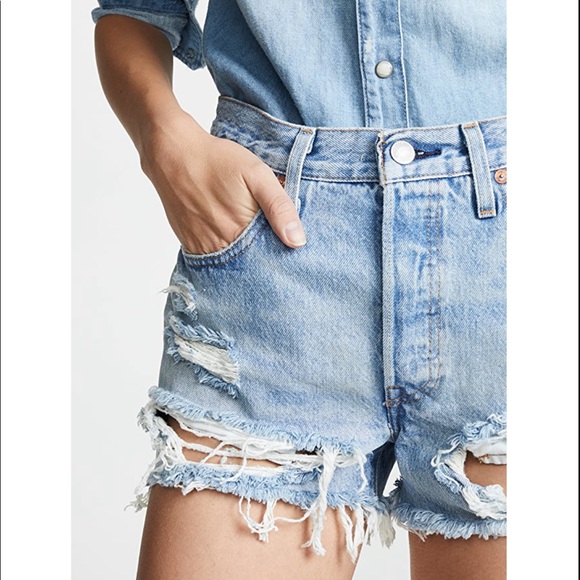 Levi’s 501 shorts size 27 - Picture 3 of 6